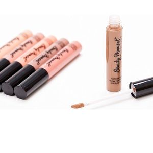 Jackie & Lawren matte lipstick